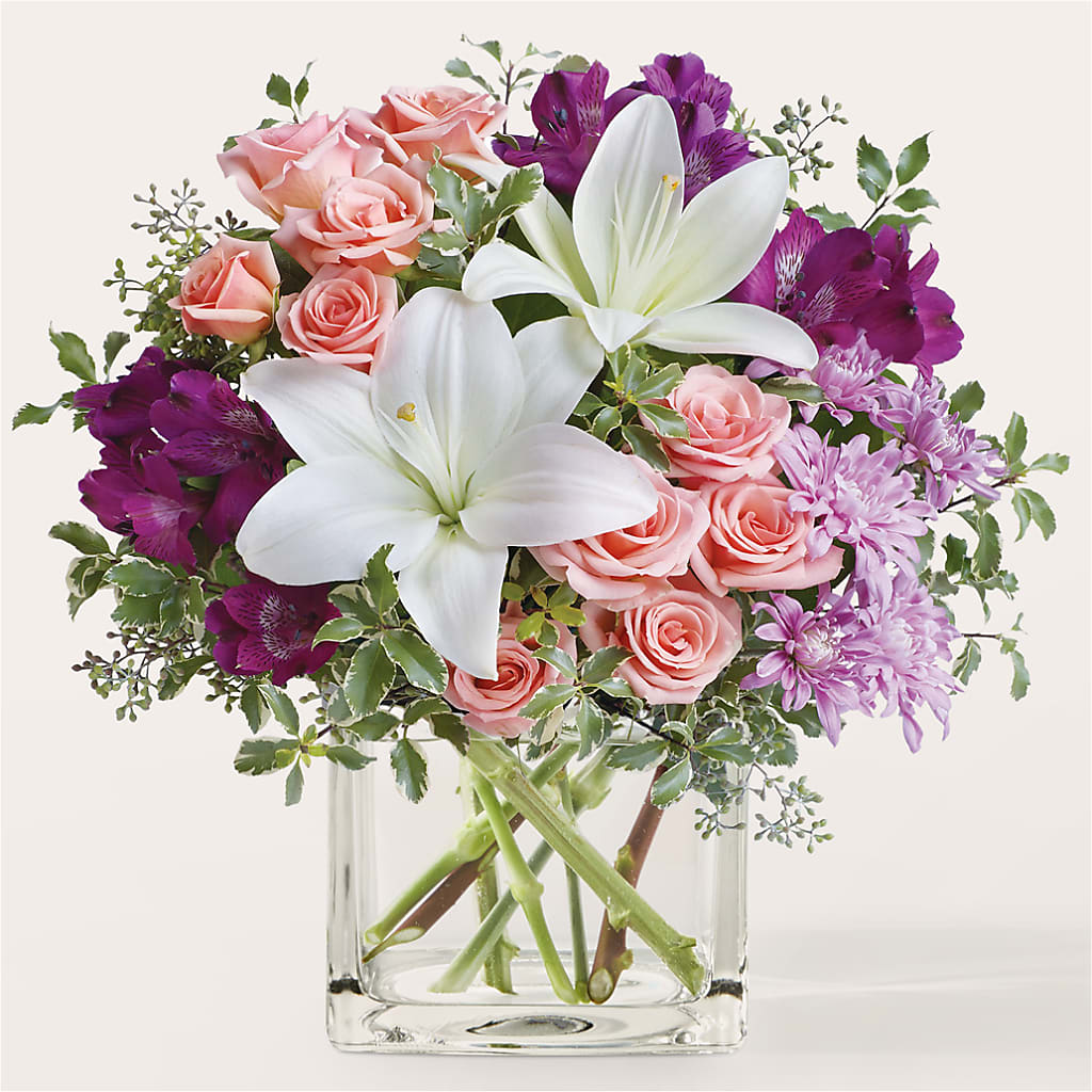 Mani Pedi Bouquet – Acme Floral #0014, Akron OH