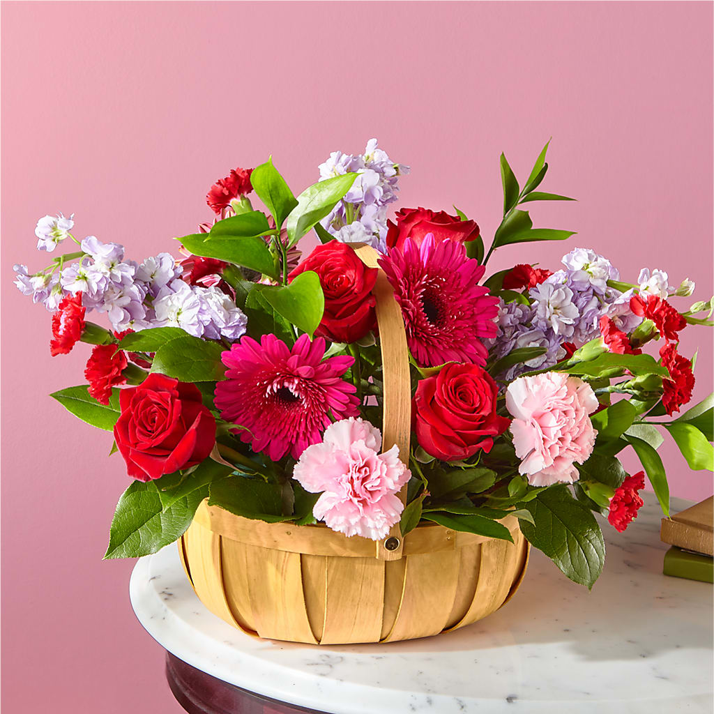 Pink Picnic Basket – Acme Floral #0014, Akron OH