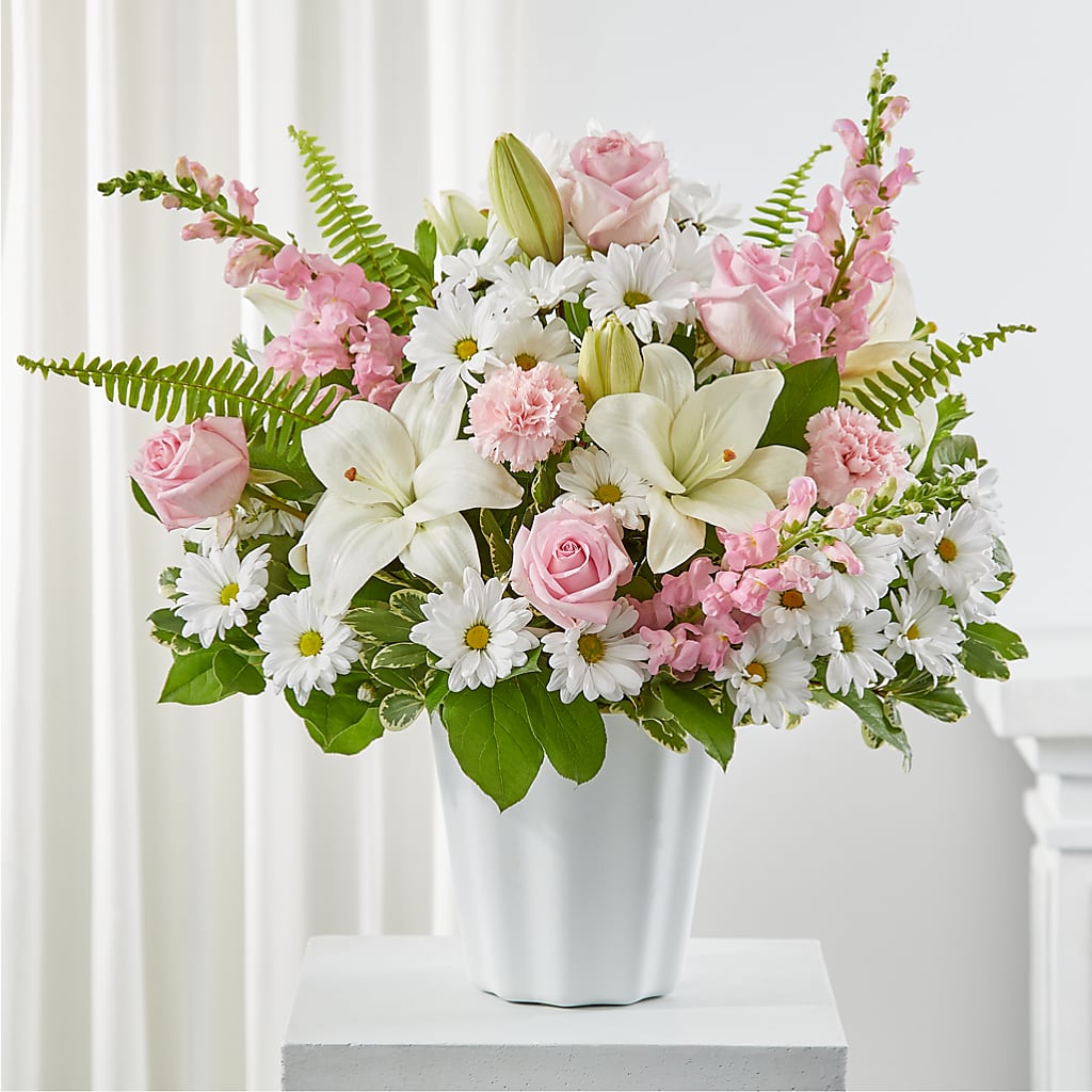 Soft Touch Tabletop Basket – Acme Floral #0014, Akron OH