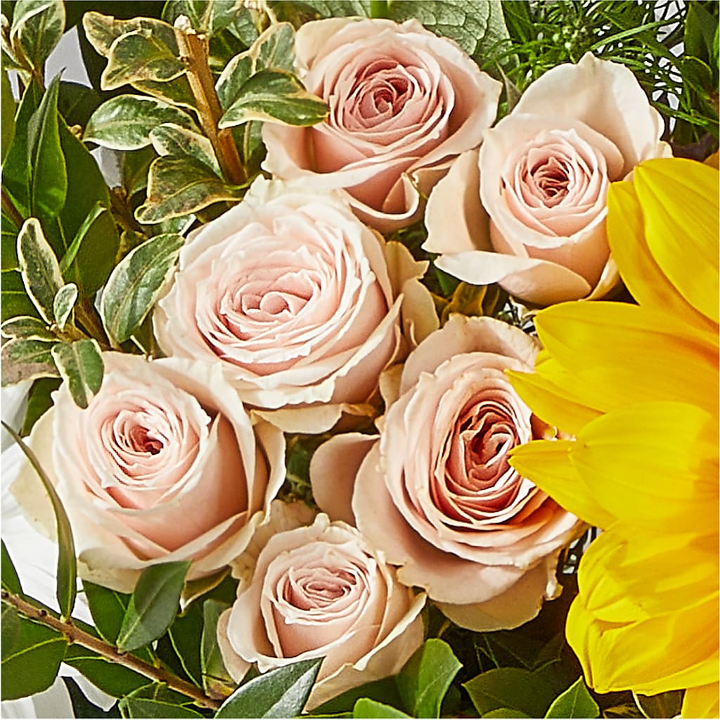 The Good Life Bouquet –  Acme Floral #0014, Akron OH