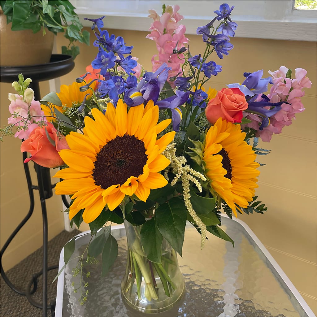 Rays of Life Bouquet –  Acme Floral #0014, Akron OH