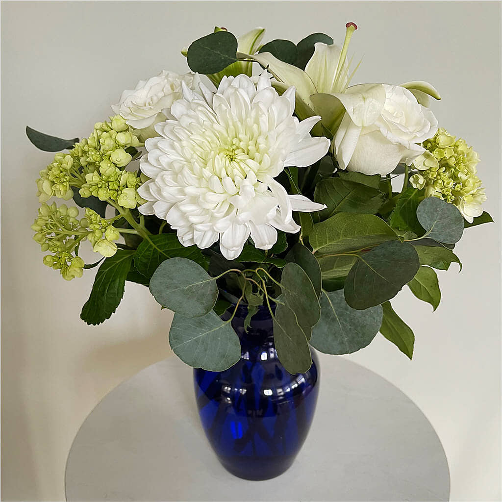 Snowy Dreams Bouquet –  Acme Floral #0014, Akron OH