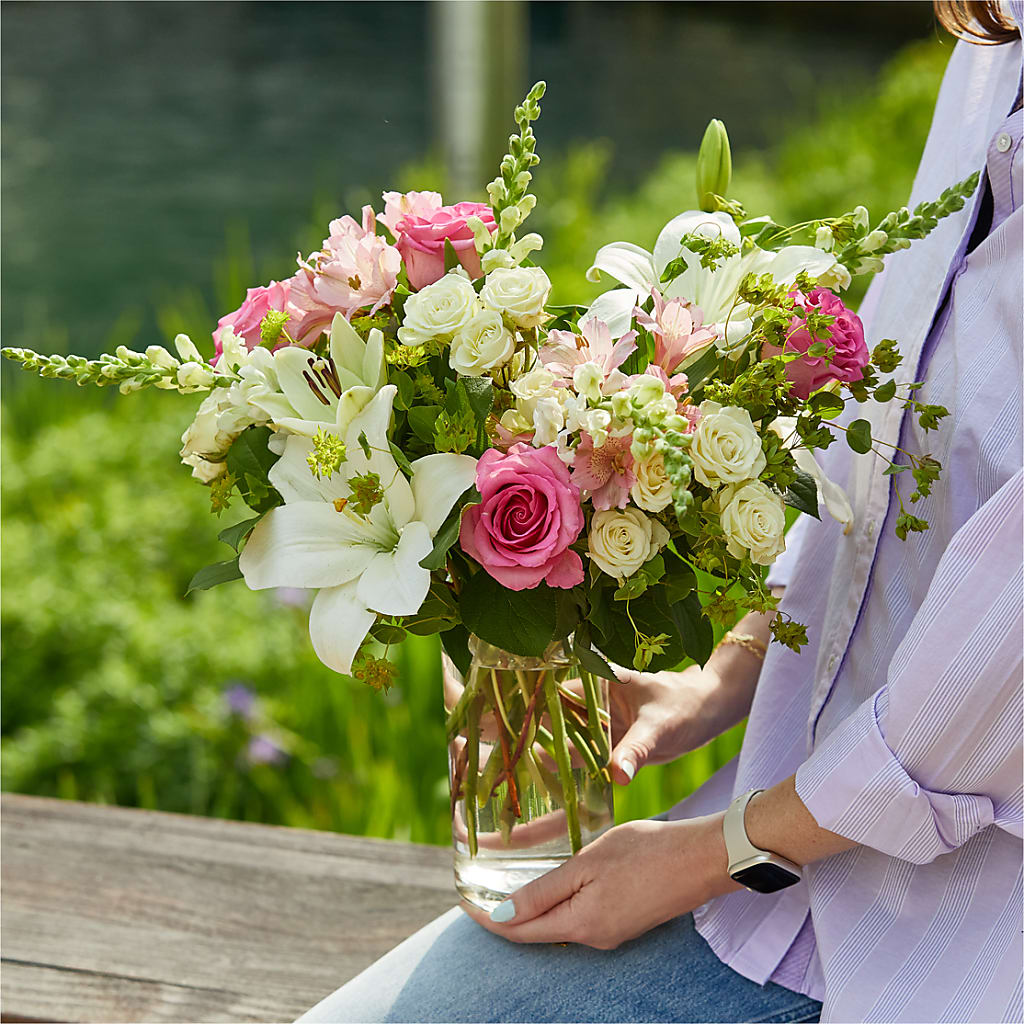 Fondly Bouquet –  Acme Floral #0014, Akron OH